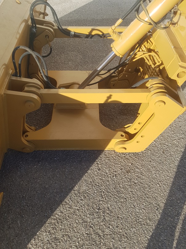 Lamina CATERPILLAR (4)