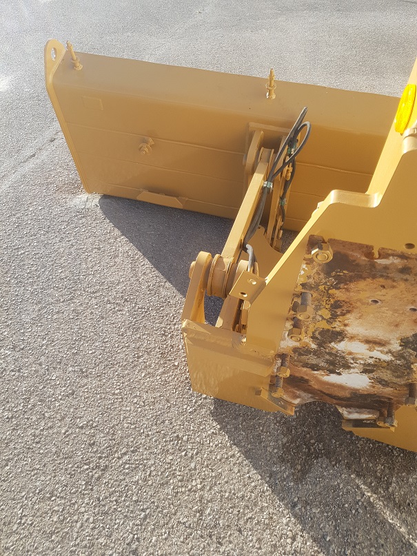 Lamina CATERPILLAR (5)